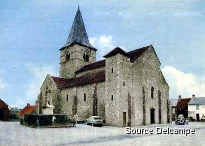 58 Semelay l Eglise.jpg